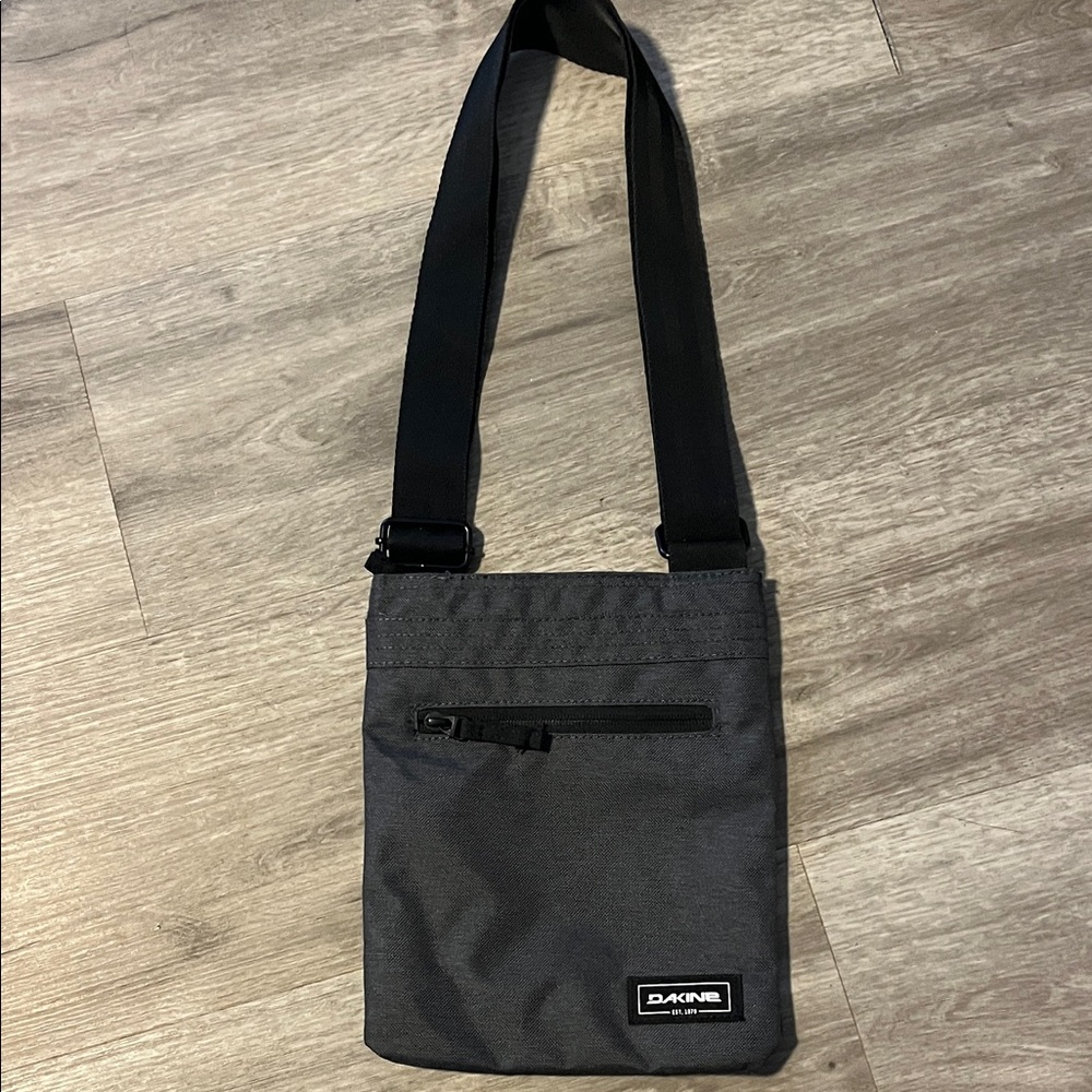 Dakine Black and Gray Messenger Bag